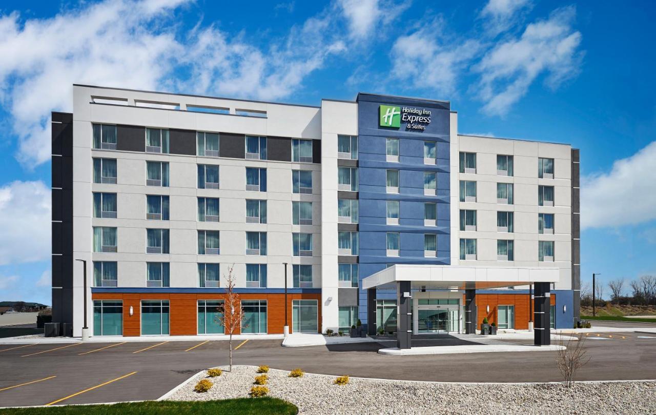 Holiday Inn Express & Suites Windsor East - Lakeshore, An Ihg Hotel Tecumseh Exterior foto